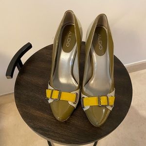 Also high heels shoes